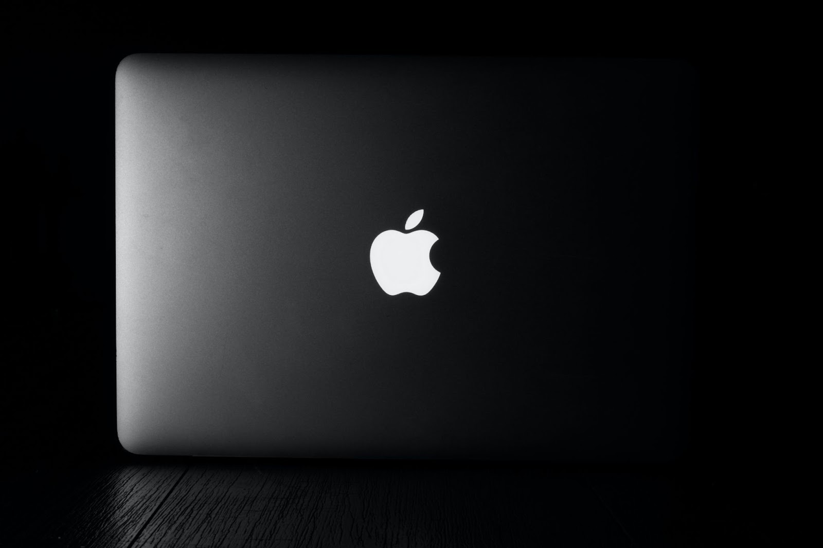 Wie pflegt man das MacBook: 10 Tipps, damit es möglichst lange hält